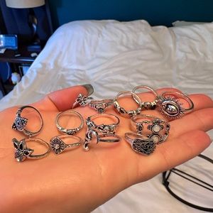 Rings different styles different sizes. Fits 71/2 and smaller